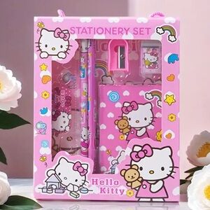 ✨ host pick ✨ Hello Kitty NWT Stationary Set - boxes have damage